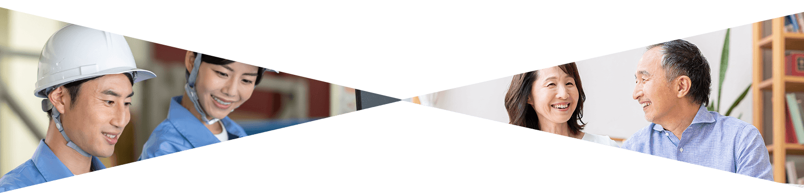 笑顔の業者とお客様の画像